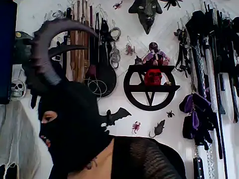 Snapshot of FeticheMacabre chatting on April 2026 04:43:02 PM FeticheMacabre online show from April 2026 04:43:02 PM