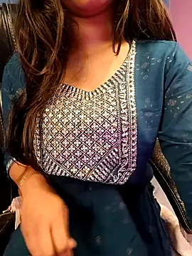 Snapshot of Aditi_1 chatting on January 2025 02:39:01 AM Aditi 1 online show from January 2025 02:39:01 AM