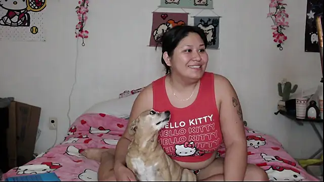 Cupcakecutie449 online show from June 2026 01:11:01 PM