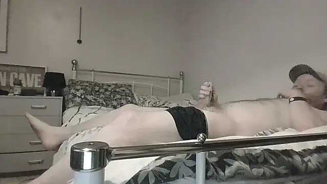 33ENG online show from March 2026 02:49:01 AM