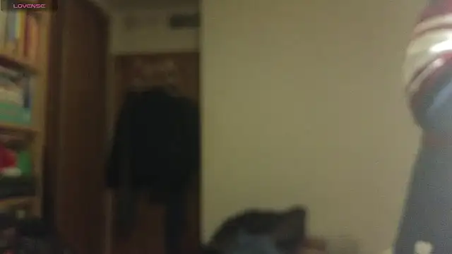 curiosillo83 online show from March 2025 03:03:02 PM