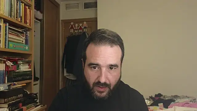 curiosillo83 online show from November 2025 05:47:02 PM