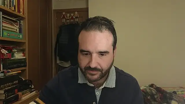 curiosillo83 online show from November 2025 05:13:02 PM