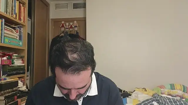 curiosillo83 online show from March 2026 04:10:02 PM