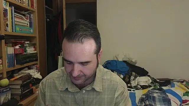 curiosillo83 online show from April 2026 02:56:01 PM