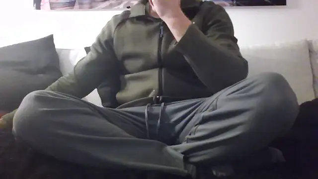 jouet75 online show from January 2026 08:36:02 PM