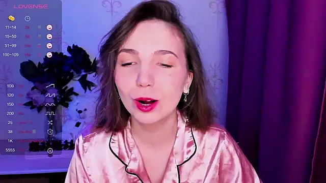 KindHazelHere  online show from February 2026 08:45:01 PM