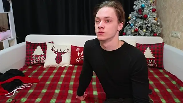 Snapshot of loossers chatting on December 2024 07:49:02 AM loossers online show from December 2024 07:49:02 AM
