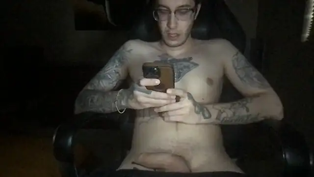 Bwcjoshbanks online show from April 2026 11:29:01 PM