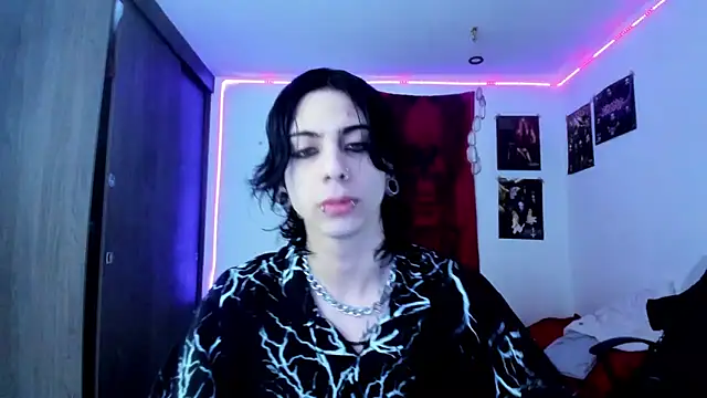 dussk  online show from February 2025 03:56:02 AM