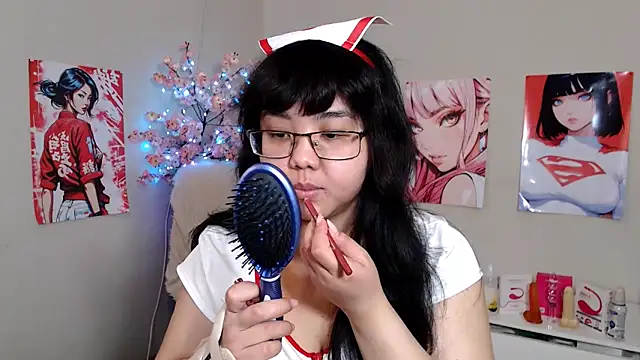 Moertomlly online show from November 2025 04:22:01 AM