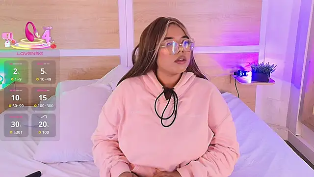  nickypurple  online show from February 2026 07:18:01 PM