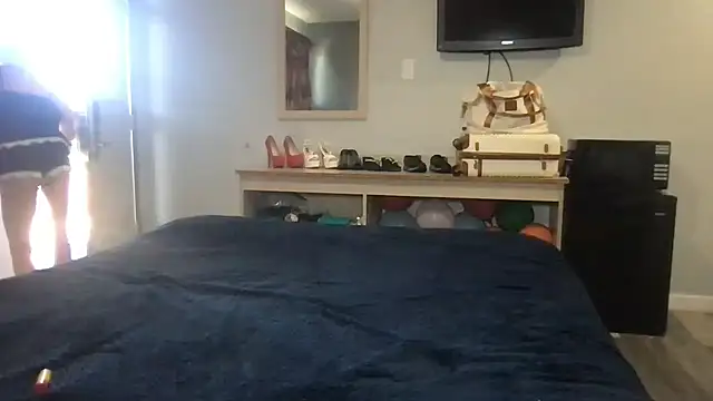 TiffaneyLove online show from March 2026 08:04:01 PM