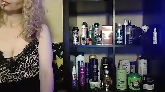 Natasha Nannette online show from January 2025 05:02:02 PM