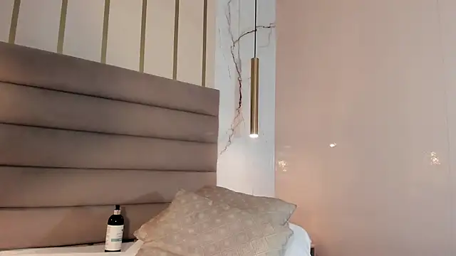 JESYSOZ23  online show from December 2024 03:51:01 AM