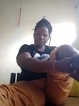 Snapshot of pretty-donna chatting on May 2026 10:09:01 AM pretty-donna online show from May 2026 10:09:01 AM