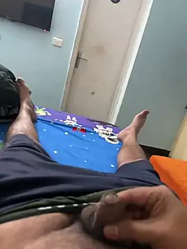 yourheroforfun online show from February 2026 06:05:01 PM