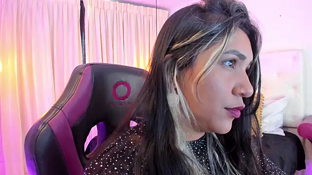Snapshot of BonnieBad01 chatting on February 2025 06:56:02 PM BonnieBad01 online show from February 2025 06:56:02 PM