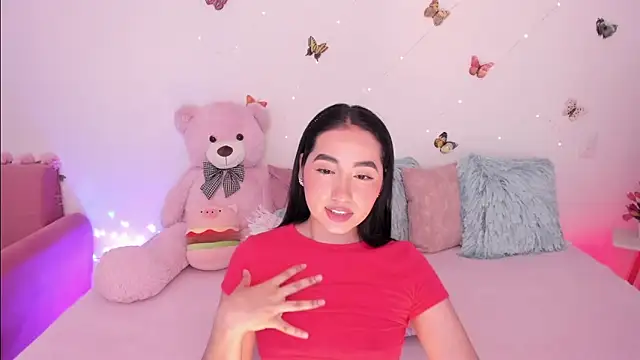 Zara uwu  online show from April 2026 12:15:01 PM