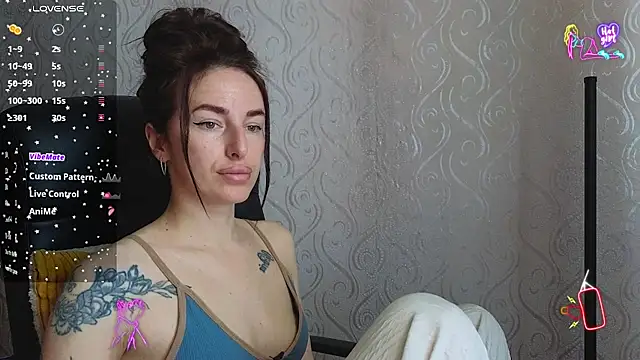 xx adrihanna xx online show from May 2026 08:33:01 AM