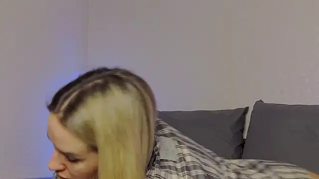 SofiJames online show from December 2024 06:13:02 AM