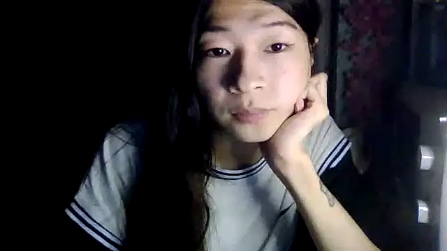 CarlyJoy online show from October 2025 02:47:02 PM