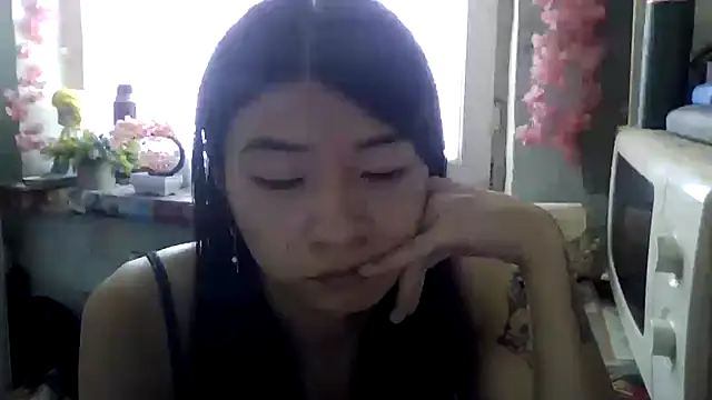 CarlyJoy online show from May 2026 10:33:02 AM