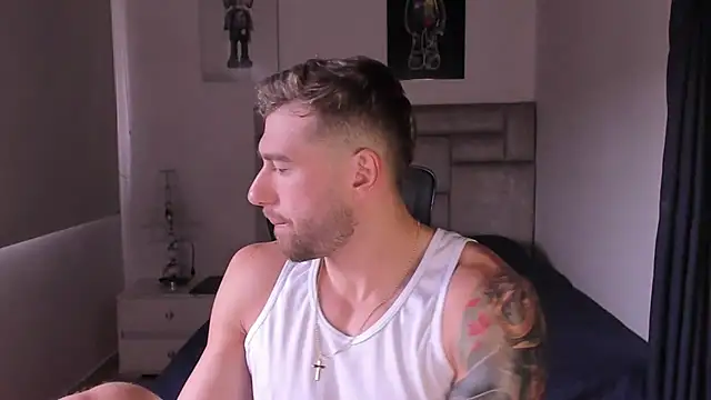 paul rogerr online show from October 2025 01:56:02 PM