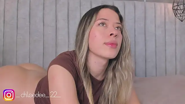 chloe d online show from February 2025 02:55:02 PM