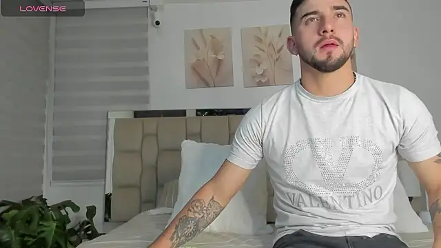 Vanessa and liam online show from January 2026 03:34:01 AM