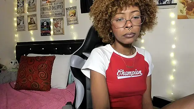 Cristal Jonasxh online show from September 2025 03:52:01 AM