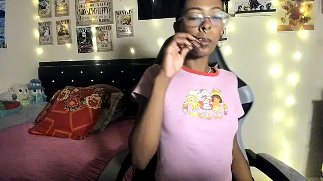 Cristal Jonasxh online show from November 2025 04:44:02 AM