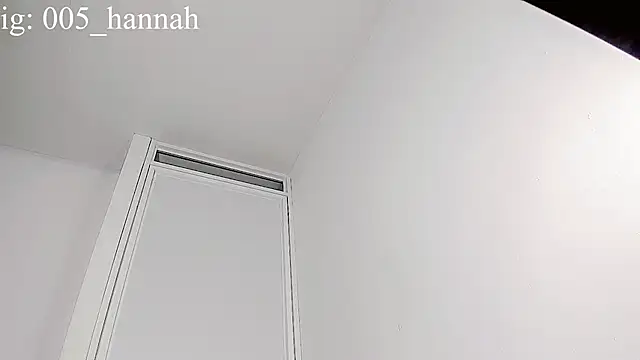 Hannahsmit online show from October 2025 07:51:01 AM