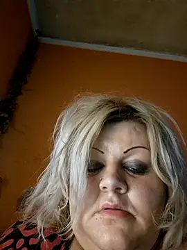 ducicsajsziii online show from October 2025 10:20:02 PM