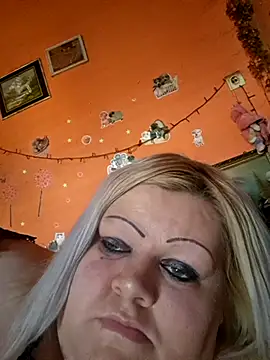 ducicsajsziii online show from November 2025 12:20:01 PM