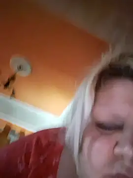 ducicsajsziii online show from November 2025 02:20:01 PM