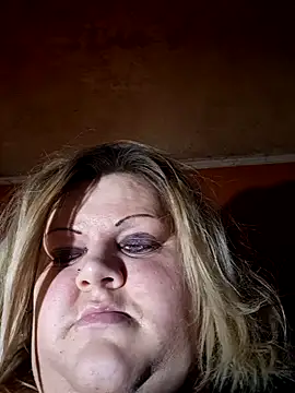 Snapshot of ducicsajsziii chatting on April 2026 06:54:02 PM ducicsajsziii online show from April 2026 06:54:02 PM