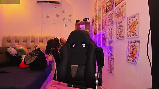 Gorgeous Team online show from February 2025 11:04:02 PM