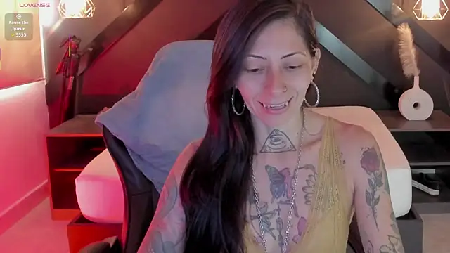 dark gotica online show from February 2026 12:28:02 PM