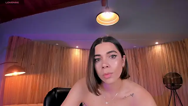 Snapshot of AmyWalker_ chatting on February 2025 10:15:02 AM AmyWalker online show from February 2025 10:15:02 AM