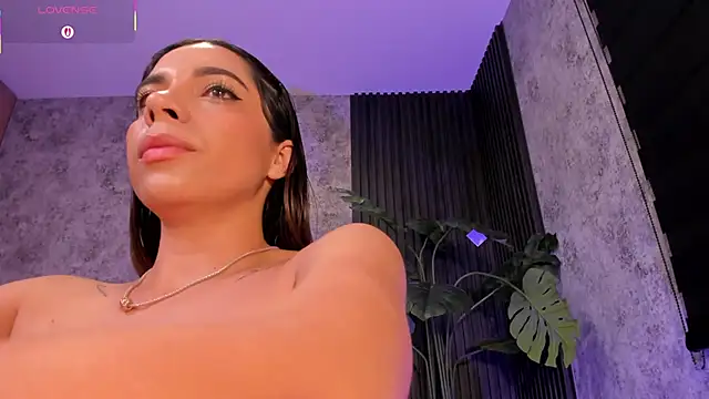 Snapshot of AmyWalker_ chatting on September 2025 09:42:02 AM AmyWalker online show from September 2025 09:42:02 AM