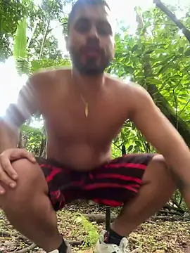 Snapshot of Juan_Castano chatting on January 2025 09:47:01 PM Juan Castano online show from January 2025 09:47:01 PM