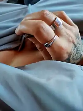 Snapshot of Luka932 chatting on March 2026 03:51:01 PM Luka932 online show from March 2026 03:51:01 PM