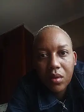 ShooingBunch online show from February 2026 12:45:02 PM