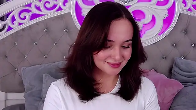 MeIisaLove online show from November 2025 03:10:02 PM