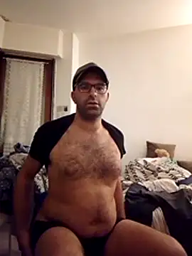 Snapshot of Passivello9 chatting on November 2025 07:47:02 PM Passivello9 online show from November 2025 07:47:02 PM