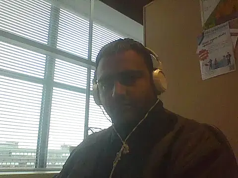 Snapshot of JohnBond009 chatting on January 2025 03:02:01 PM JohnBond009 online show from January 2025 03:02:01 PM