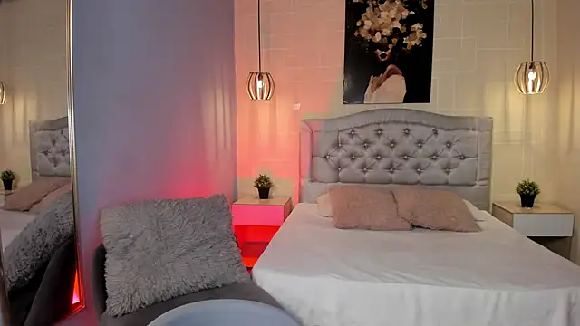 ayshel   online show from February 2025 08:21:02 AM