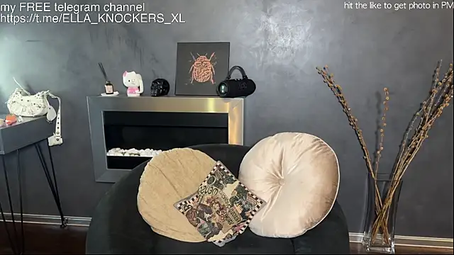 ella knockers xl online show from October 2025 12:55:01 PM