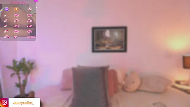 valerycolins online show from April 2026 11:39:02 PM